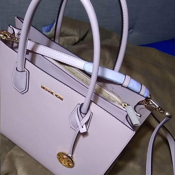 Michael Kors Handbag - Picture 3 of 3